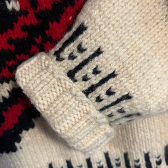 Cowichan Curling style Vintage 1960's Wool Sweater, Bulldozer - Picture 9 of 16